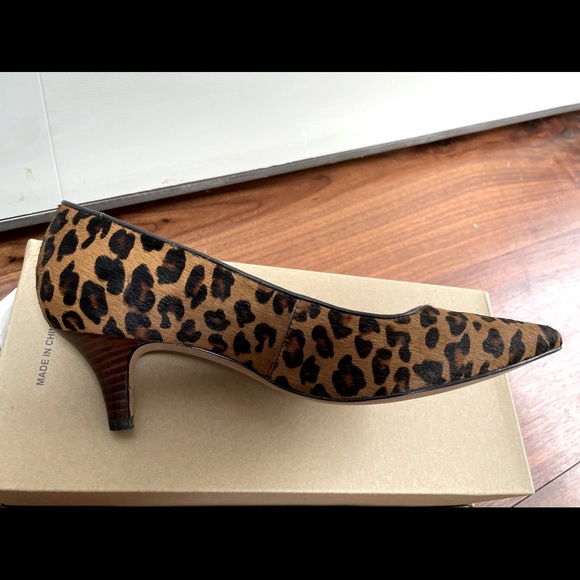 Clarks indigo leopard print heel pump 2 inch - Picture 2 of 2